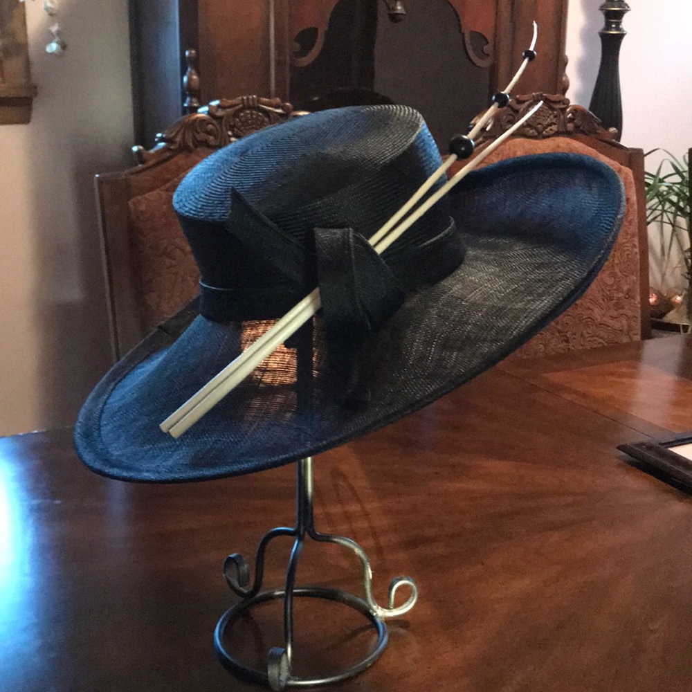 Whiteley Hat 🎩   Made in England